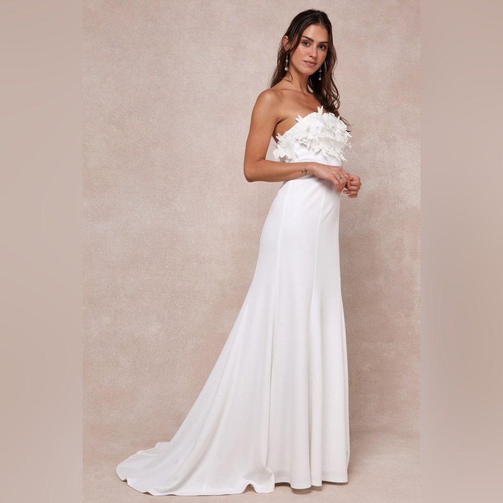 Strapless Wedding Gown NWT